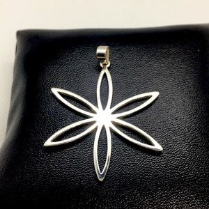 Sterling silver Open Flower Pendant